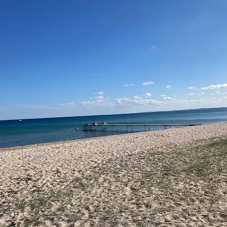 Charmerende Anneks Taet Pa Espergærde