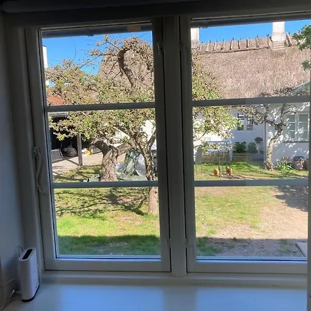 Appartement Charmerende Anneks Taet Pa *